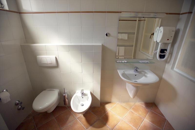 ברה Albergo Badellino מראה חיצוני תמונה