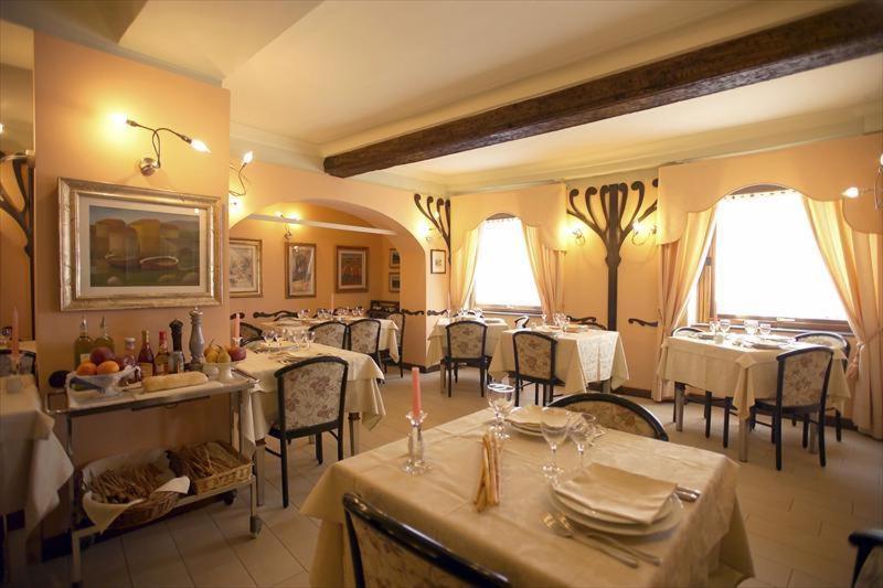 ברה Albergo Badellino מראה חיצוני תמונה